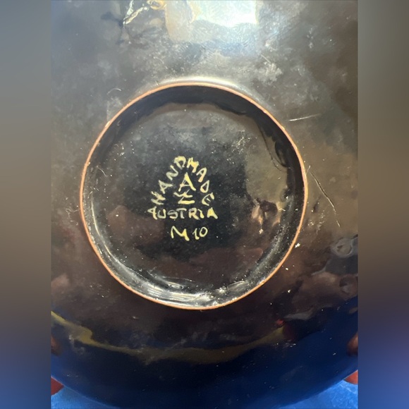 Antique Enamelware Decorative Plate Florals Handpainted In Austria - Picture 3 of 4